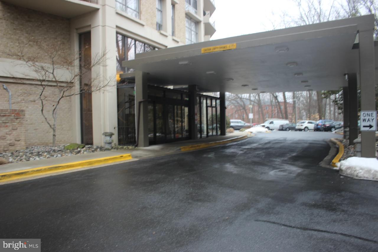 9039 Sligo Creek Pkwy #809 Property Photo 5