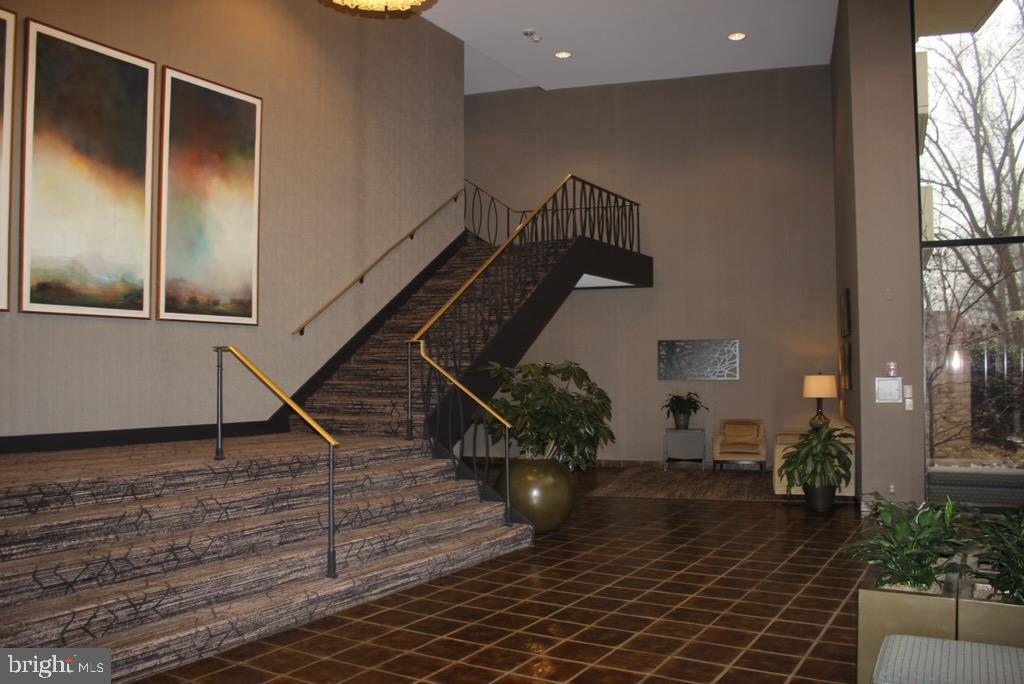 9039 Sligo Creek Pkwy #809 Property Photo 9