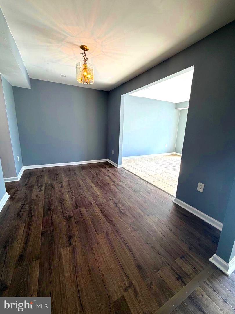 2346 Sun Valley Cir #2-a Property Photo 5