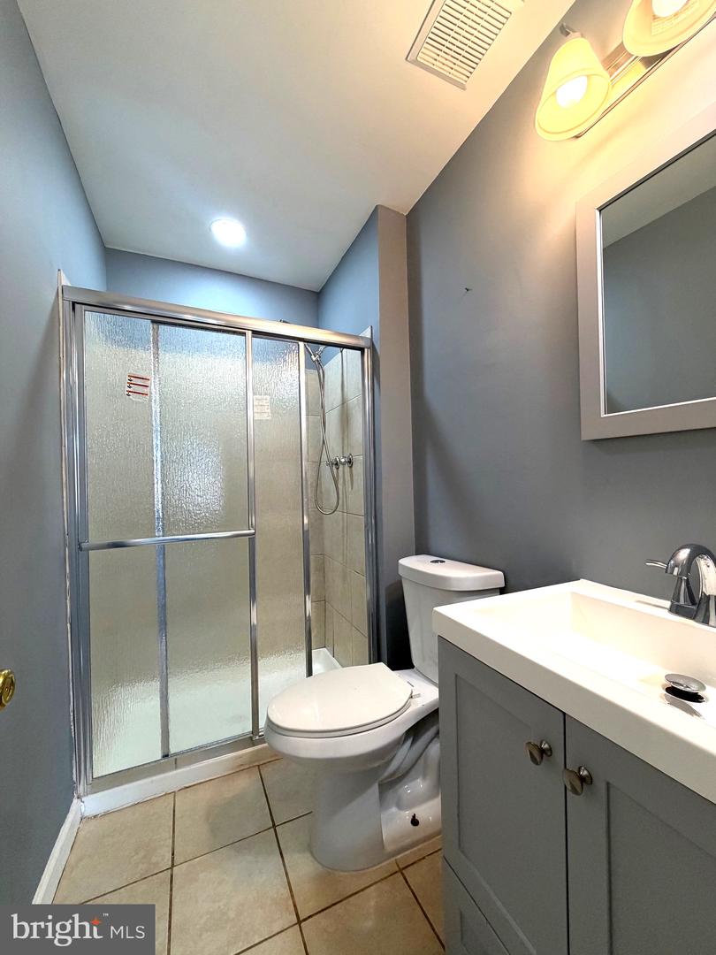 2346 Sun Valley Cir #2-a Property Photo 15