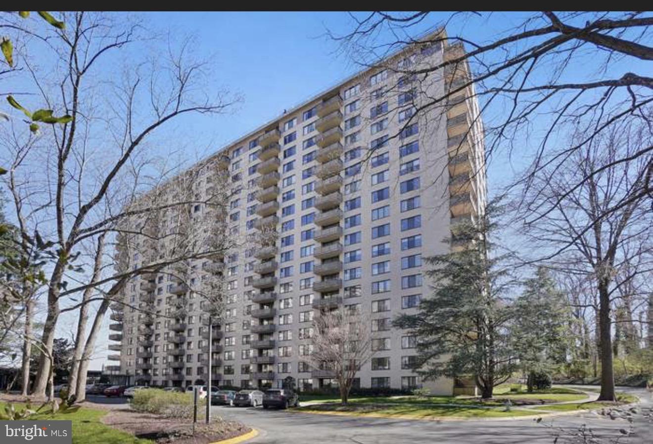 5225 Pooks Hill Rd #620/622s Property Photo 4