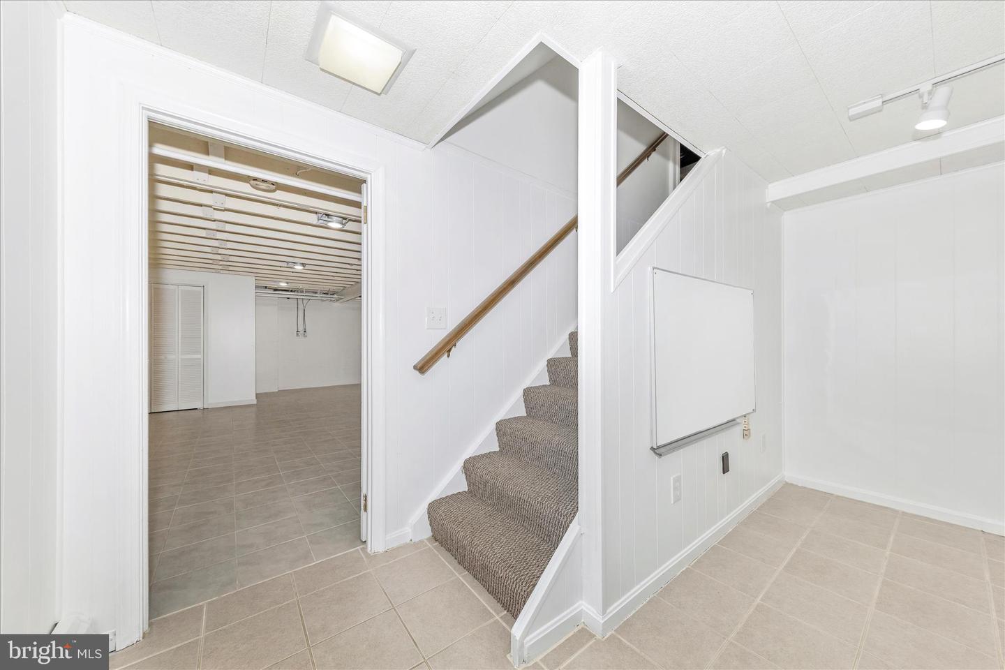 9504 Veirs Dr Property Photo 35