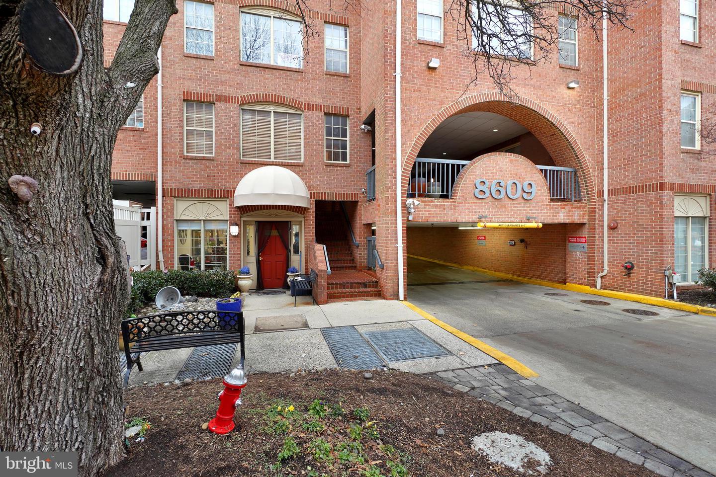 8609 2nd Ave #201-b Property Photo 4