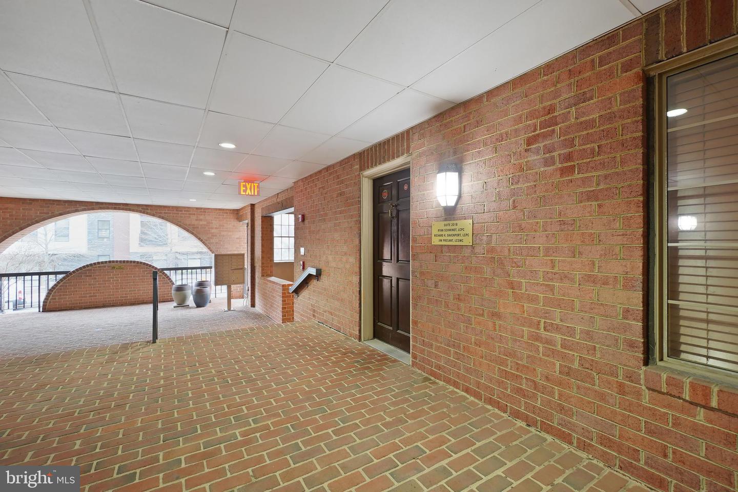 8609 2nd Ave #201-b Property Photo 6