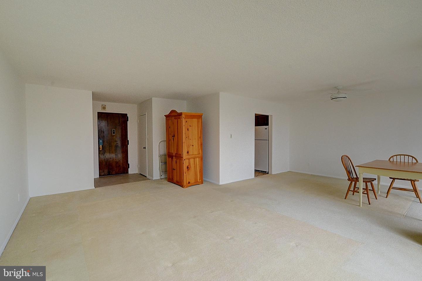 5225 Pooks Hill Rd #308n Property Photo 3