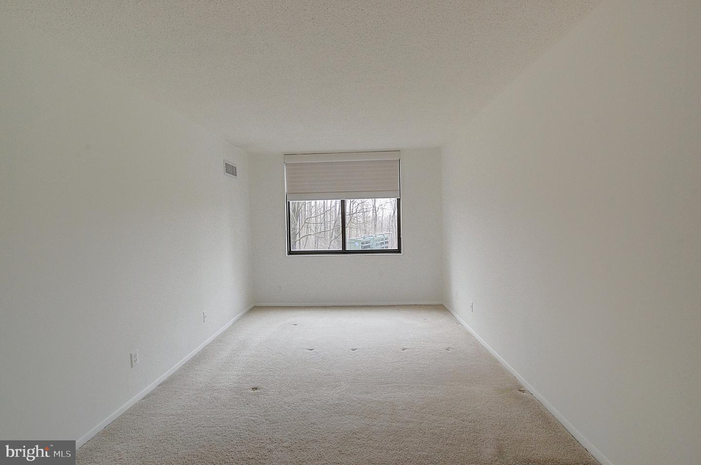 5225 Pooks Hill Rd #308n Property Photo 15