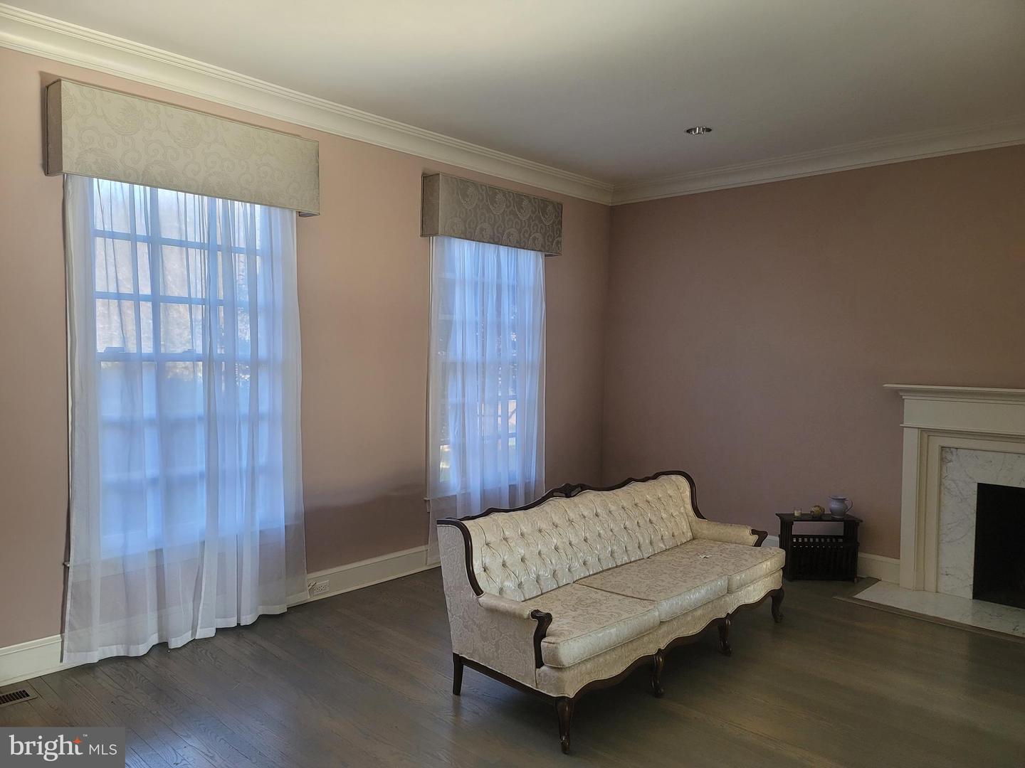 8926 Harvest Square Ct Property Photo 7