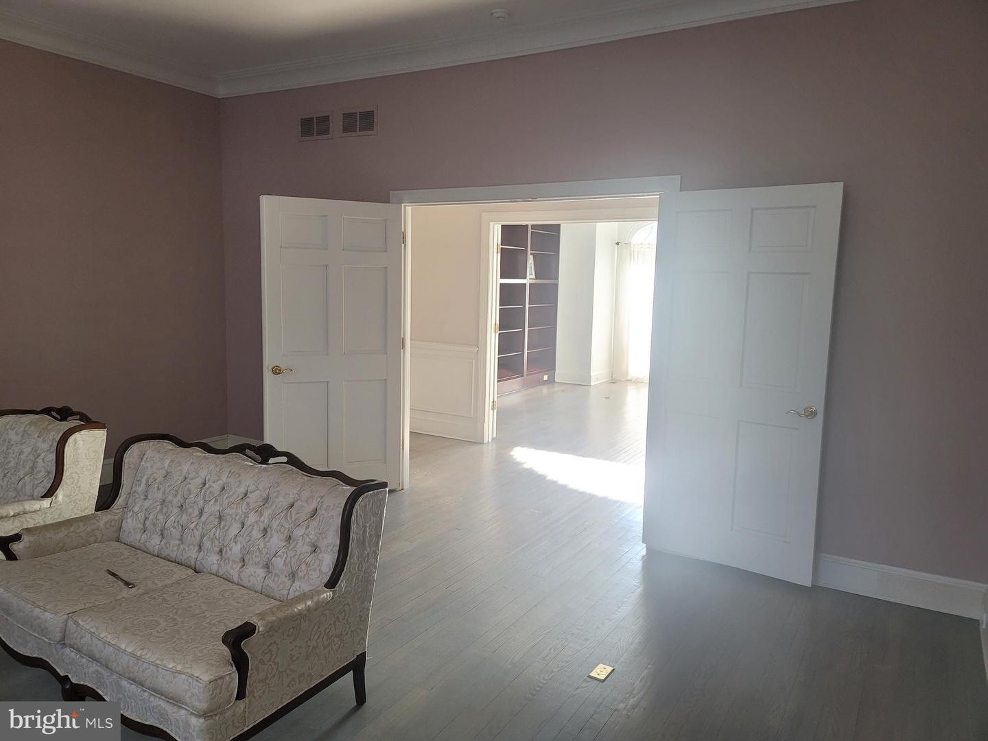 8926 Harvest Square Ct Property Photo 8