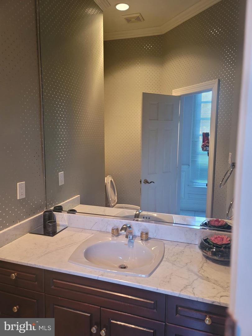 8926 Harvest Square Ct Property Photo 22