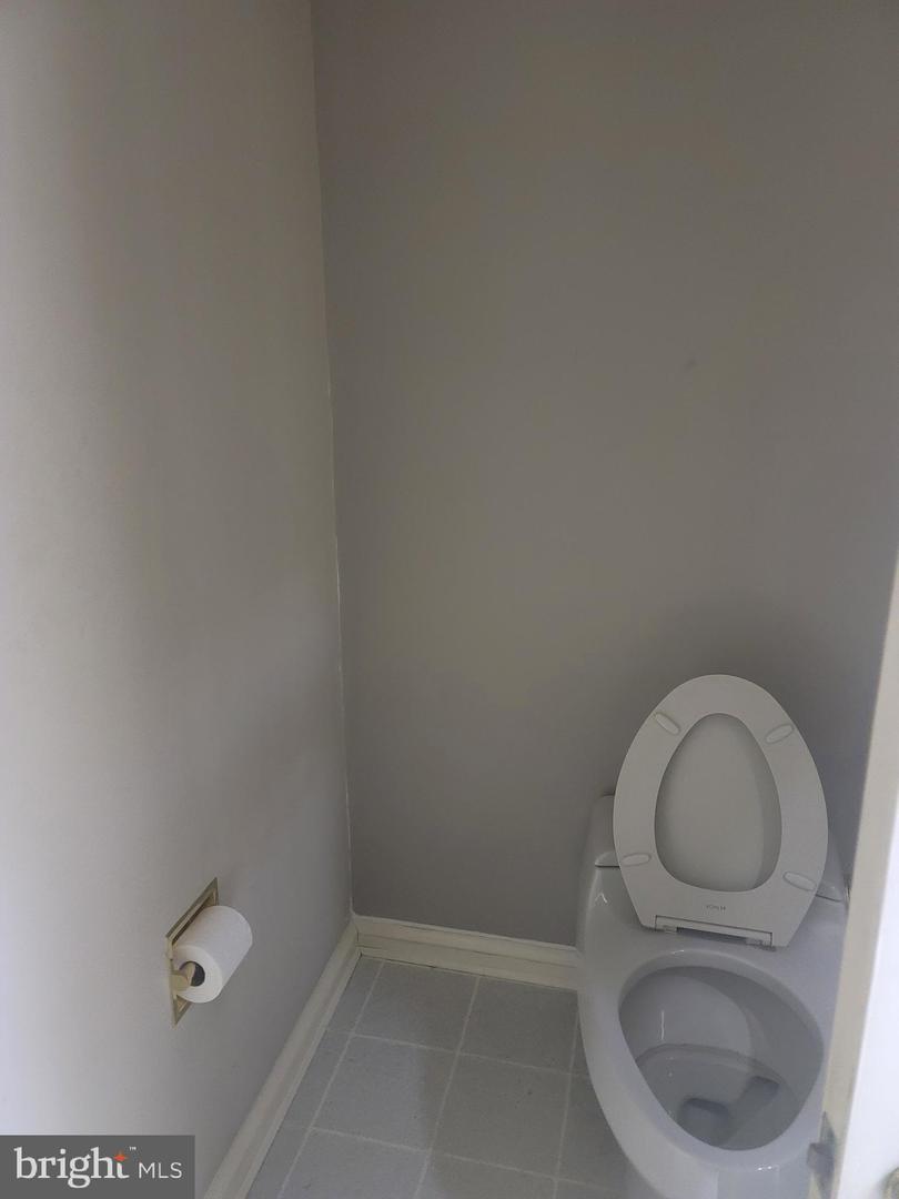 8926 Harvest Square Ct Property Photo 26