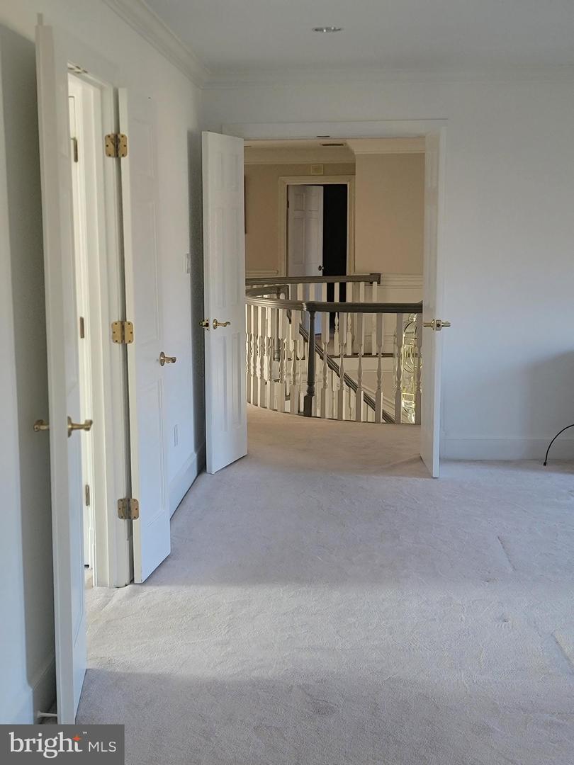 8926 Harvest Square Ct Property Photo 54