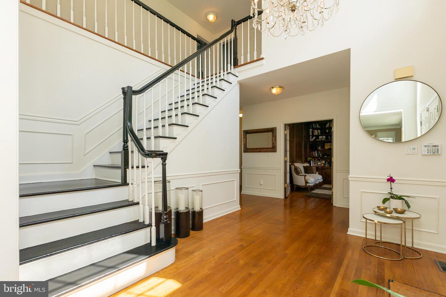 8809 Saunders Ln Property Photo 13