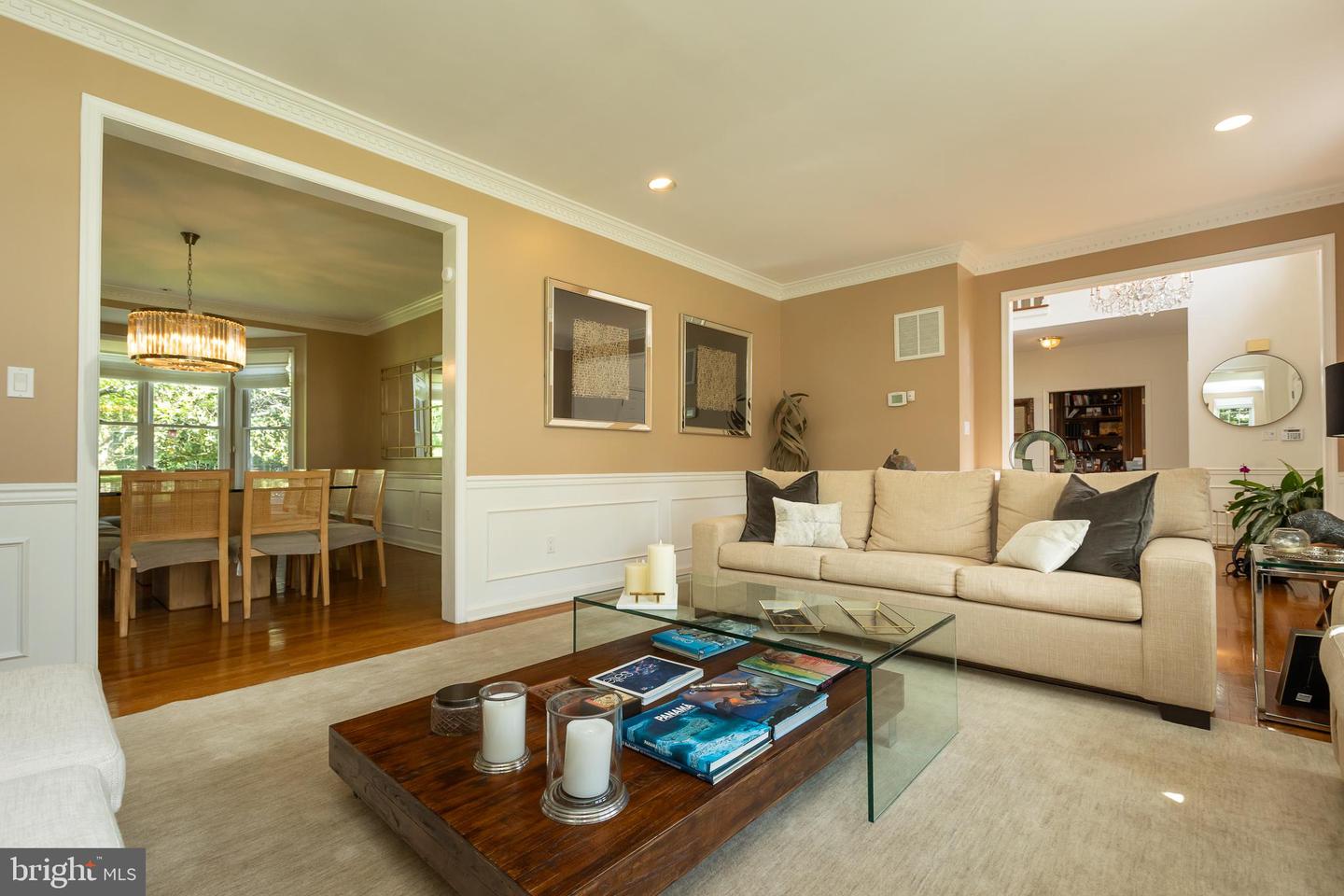 8809 Saunders Ln Property Photo 18