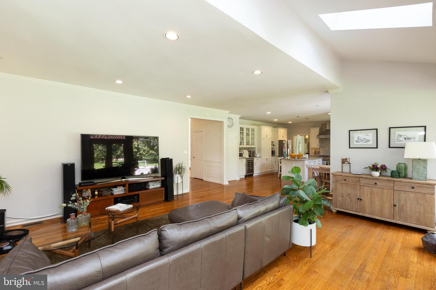 8809 Saunders Ln Property Photo 37