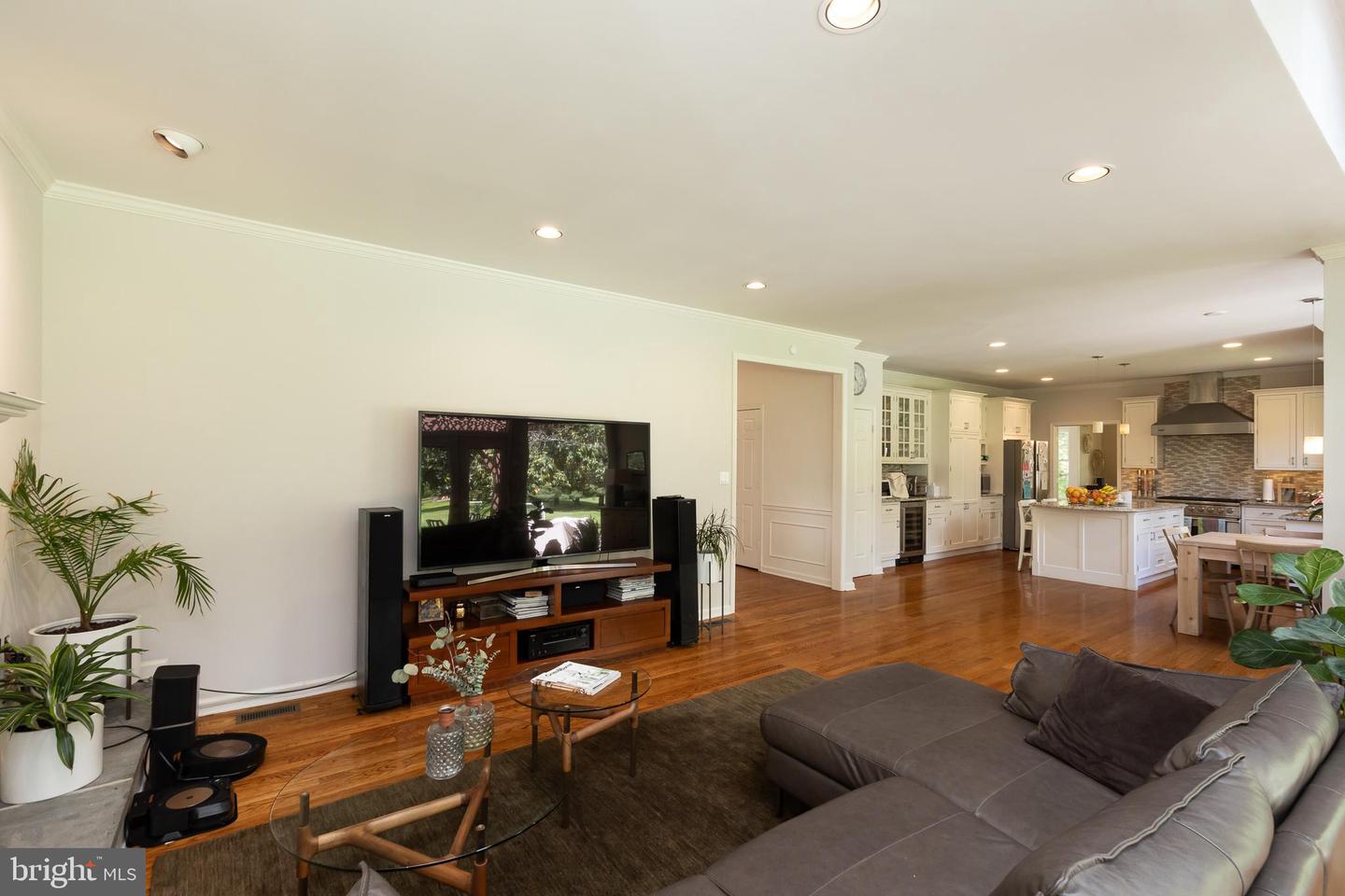 8809 Saunders Ln Property Photo 38
