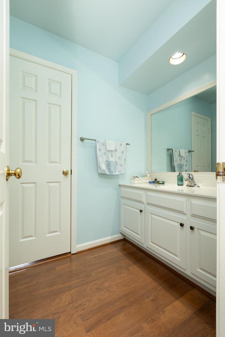 8809 Saunders Ln Property Photo 56