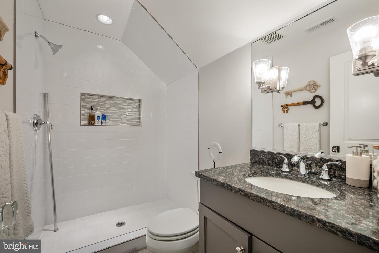 5905 Aberdeen Property Photo 64
