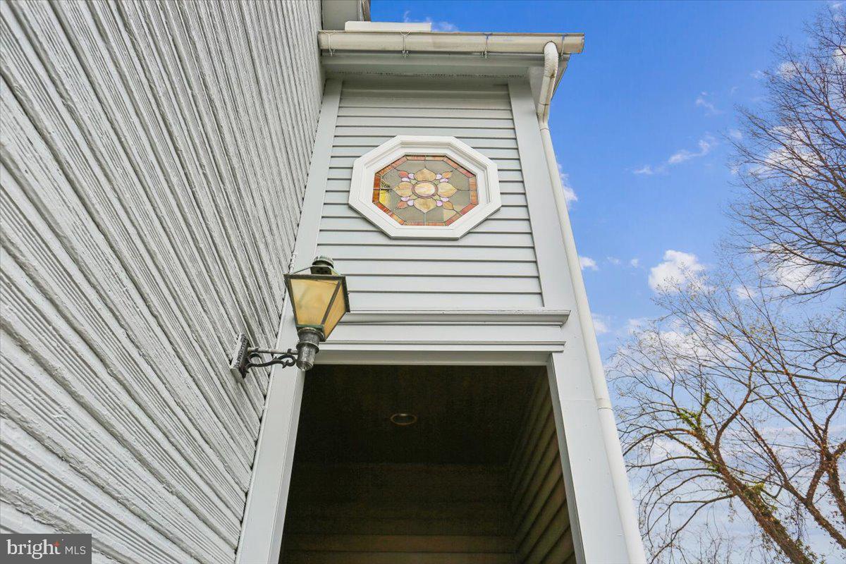 101 S Washington St Property Photo 9