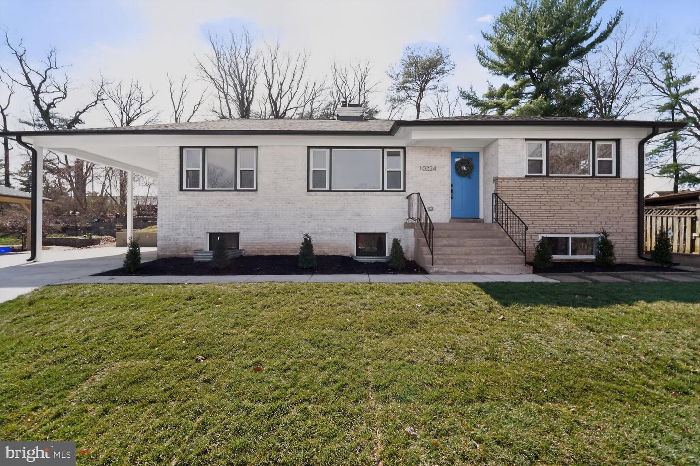 10224 Green Forest Dr Property Photo 1