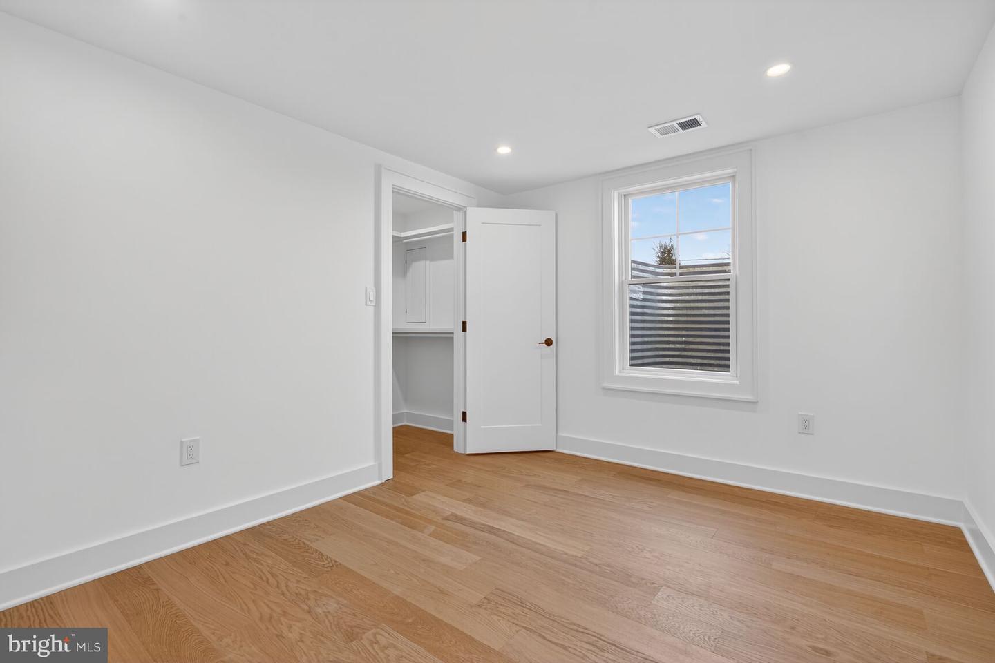 10224 Green Forest Dr Property Photo 23