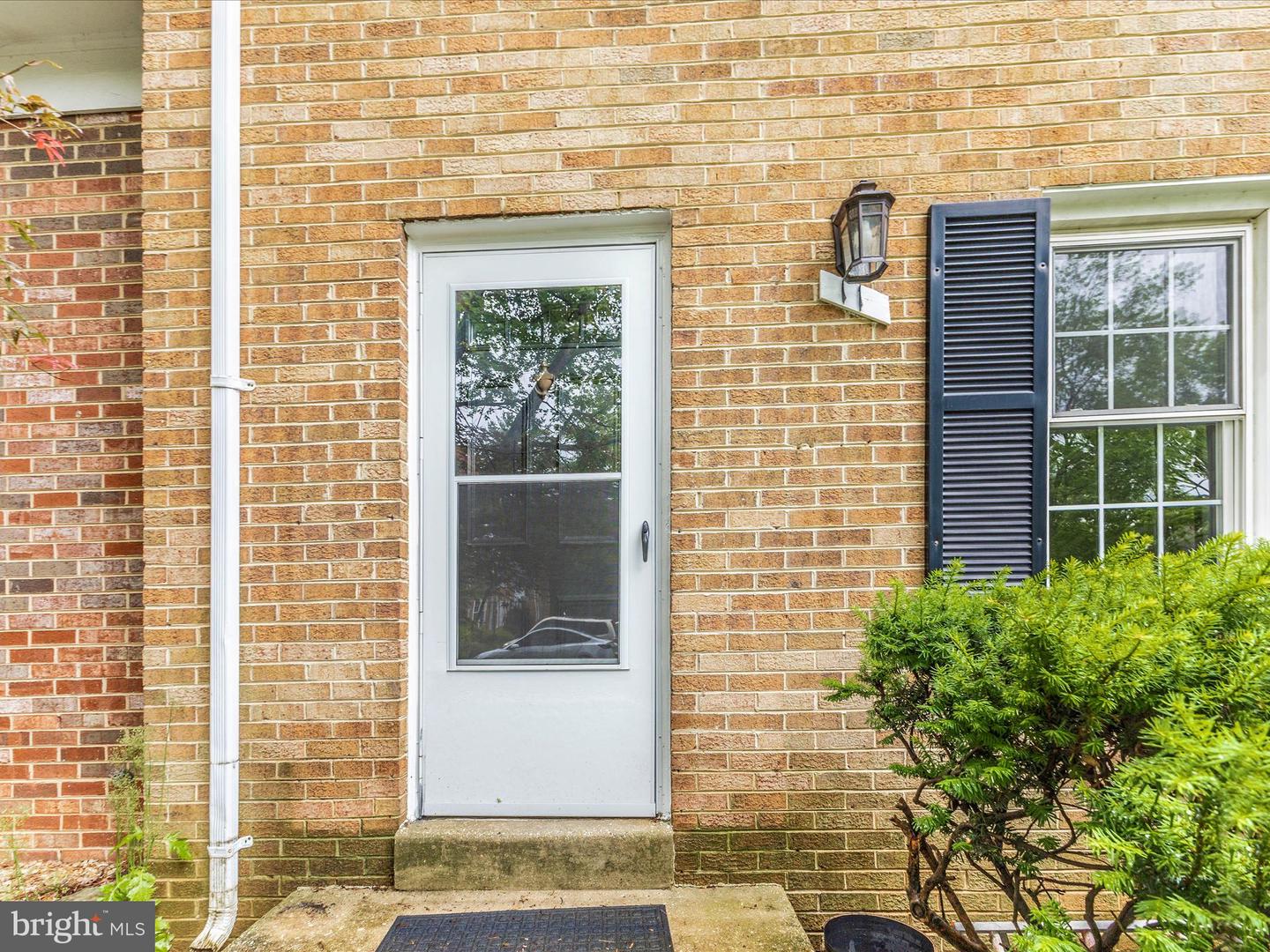 11 Ingleside Ct Property Photo 2