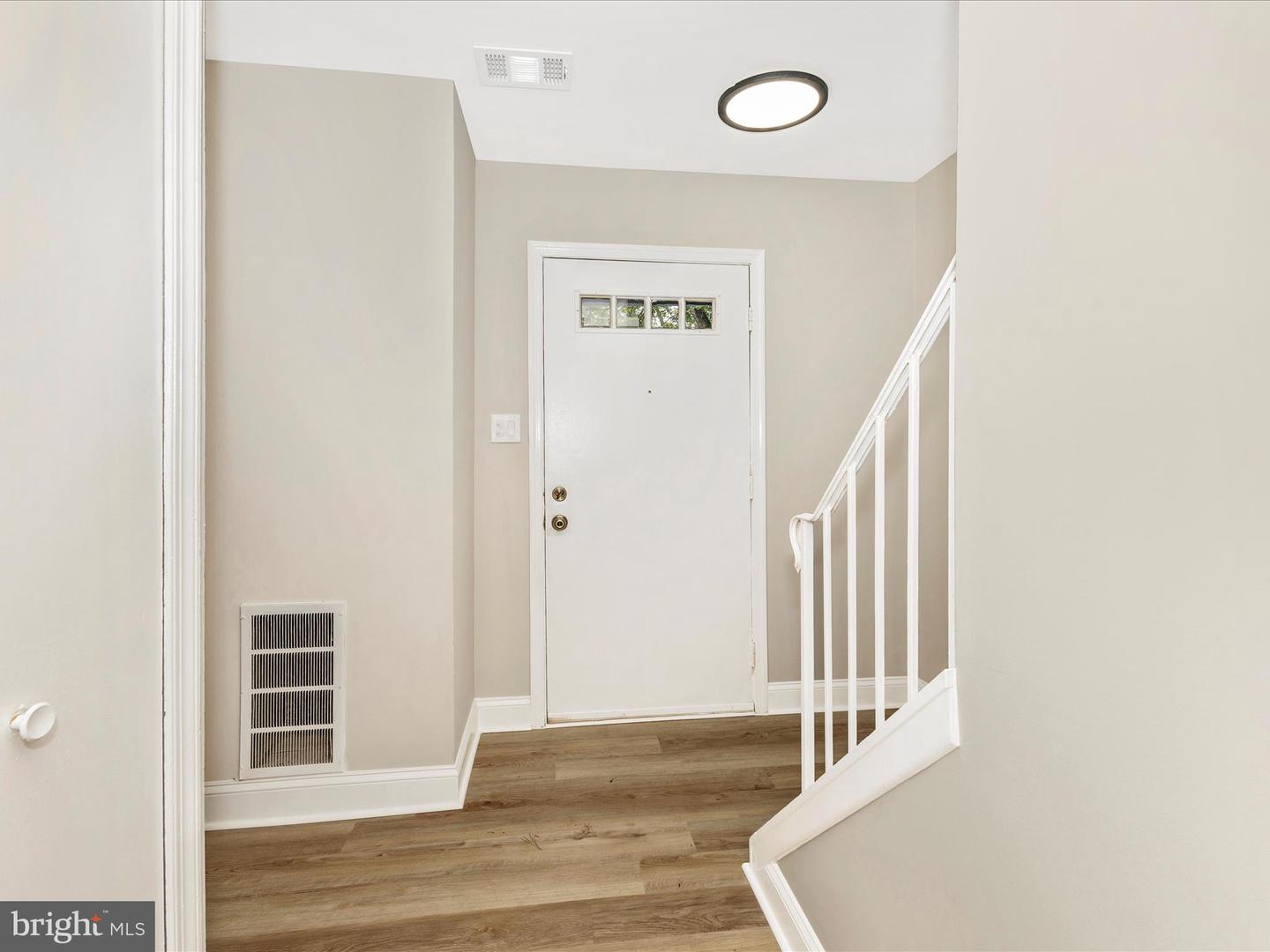 11 Ingleside Ct Property Photo 3
