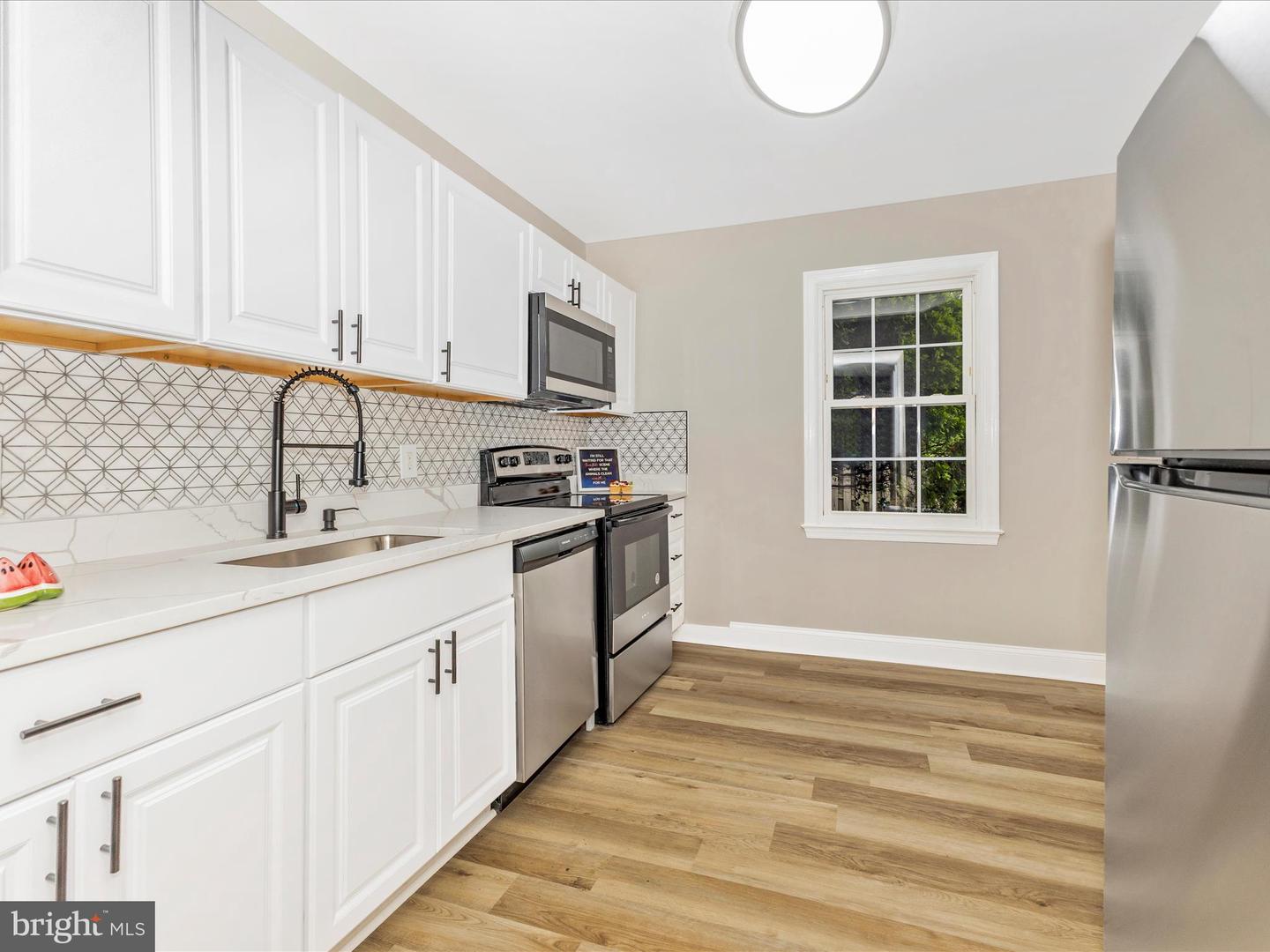 11 Ingleside Ct Property Photo 17