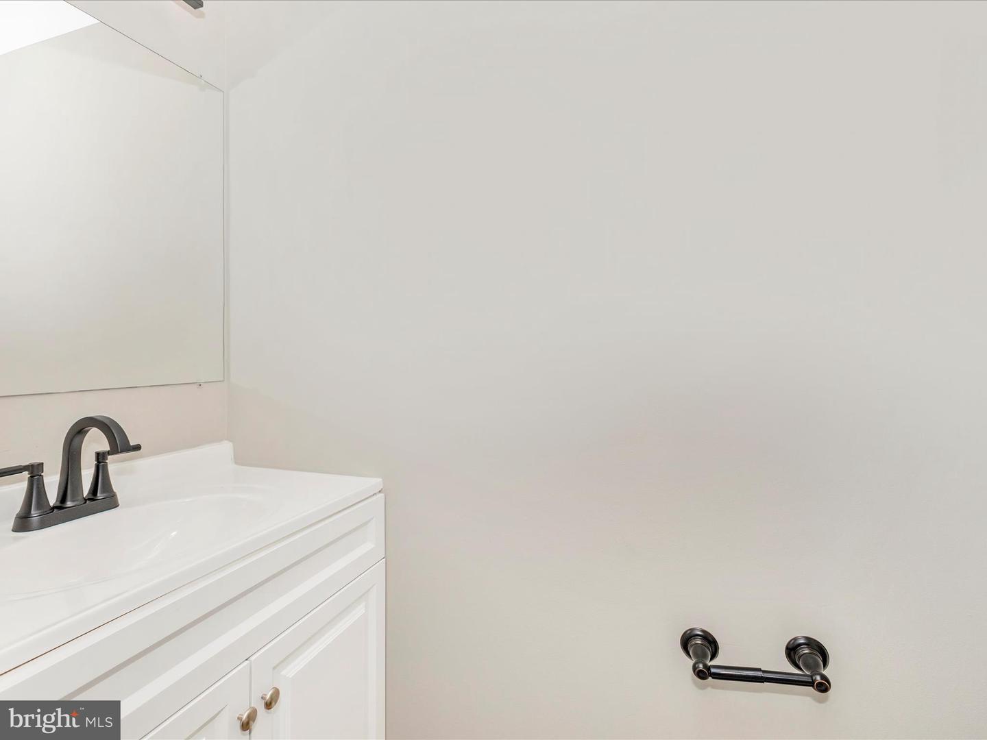 11 Ingleside Ct Property Photo 18
