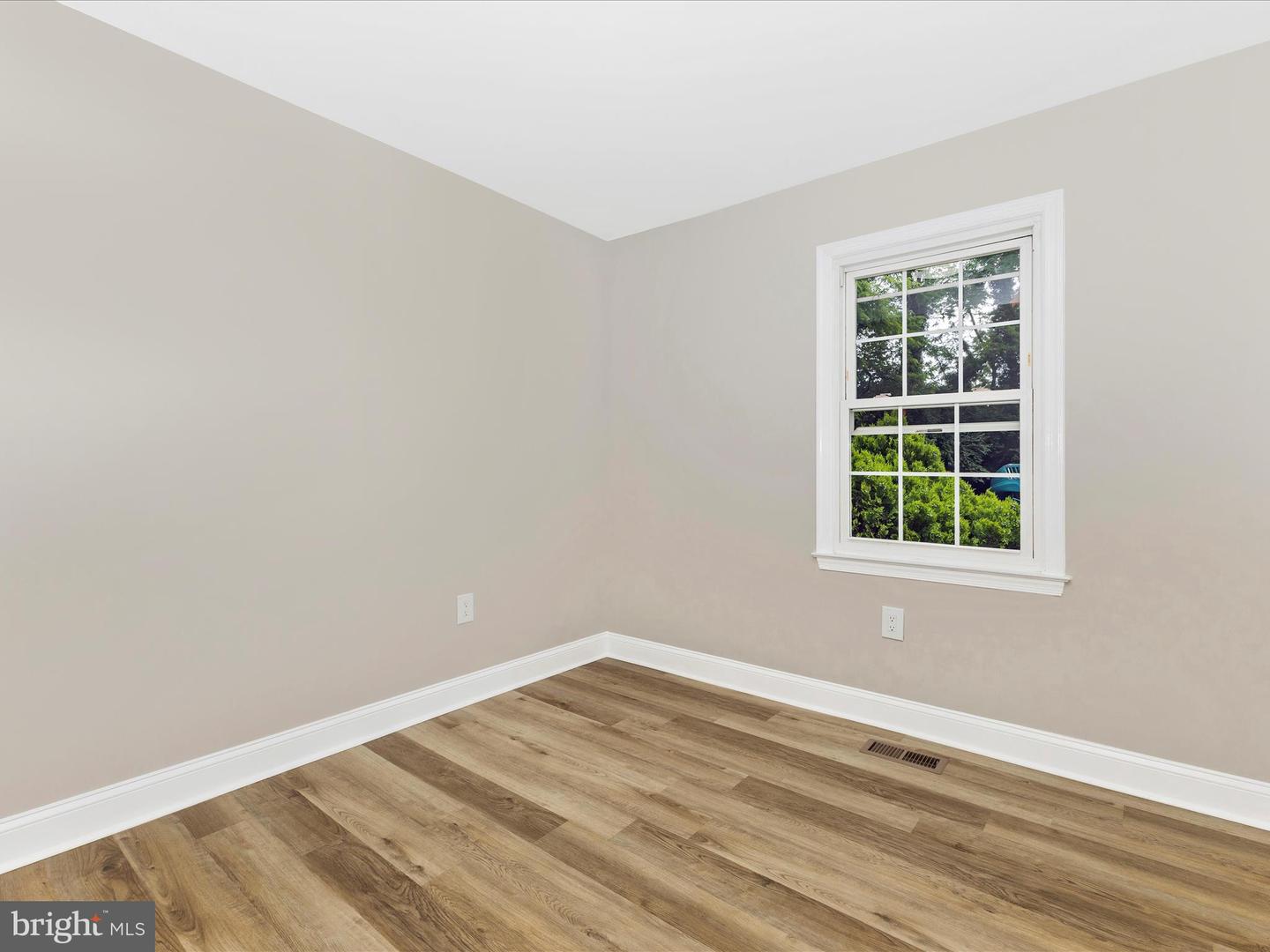 11 Ingleside Ct Property Photo 30