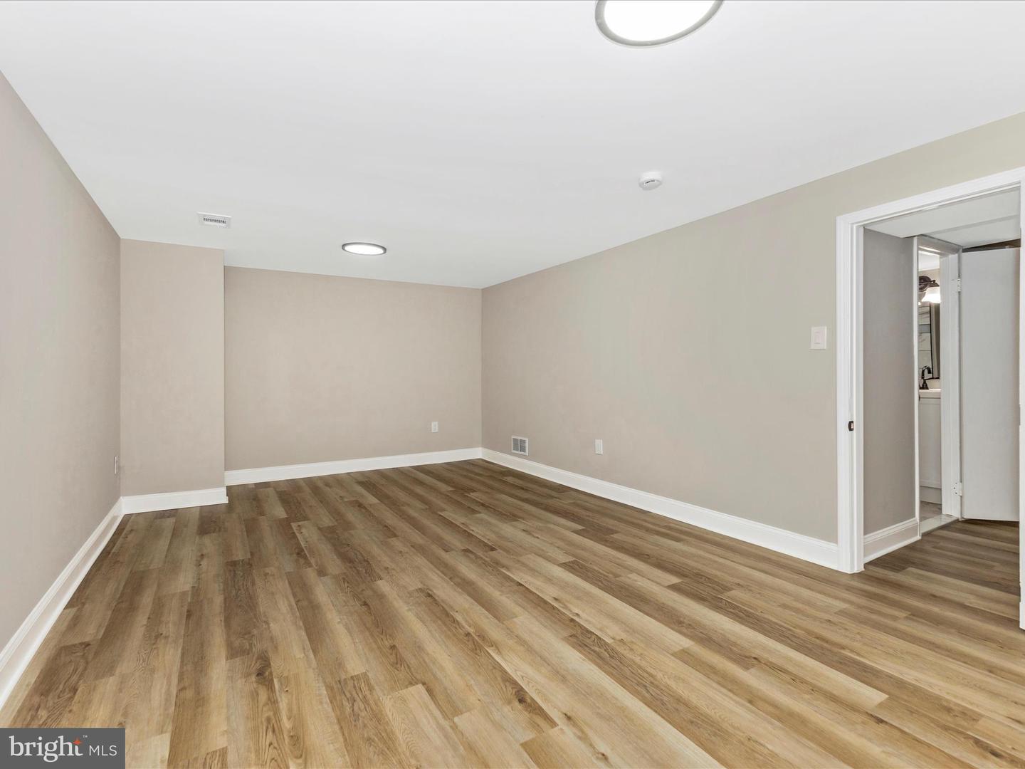 11 Ingleside Ct Property Photo 35
