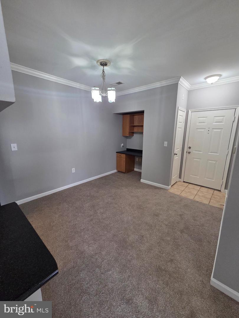 13506 Derry Glen Ct #401 Property Photo 4
