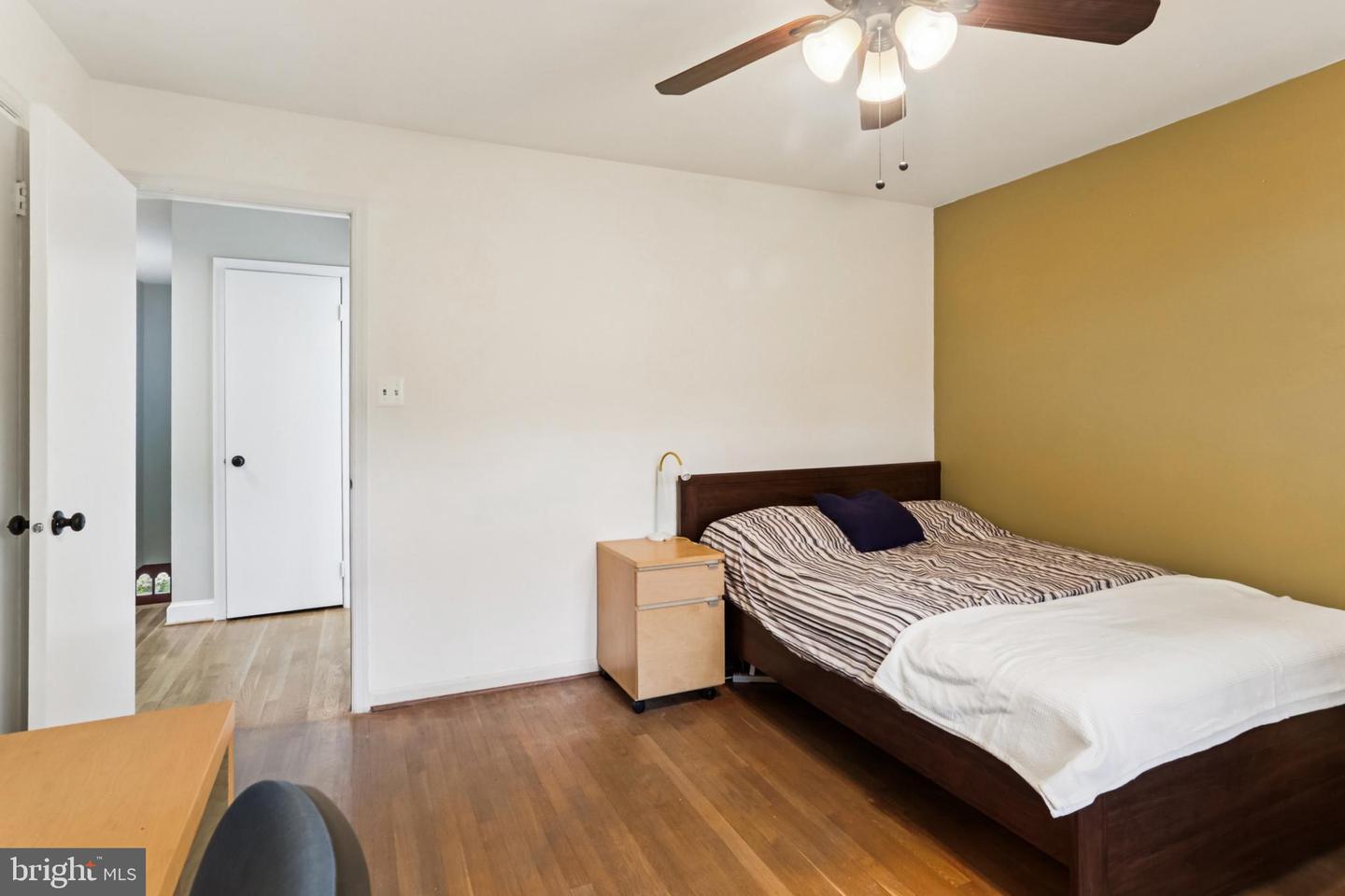 10233 Gainsborough Property Photo 26