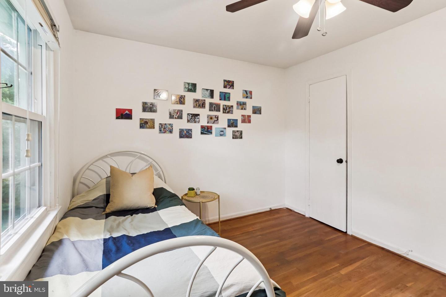 10233 Gainsborough Property Photo 38