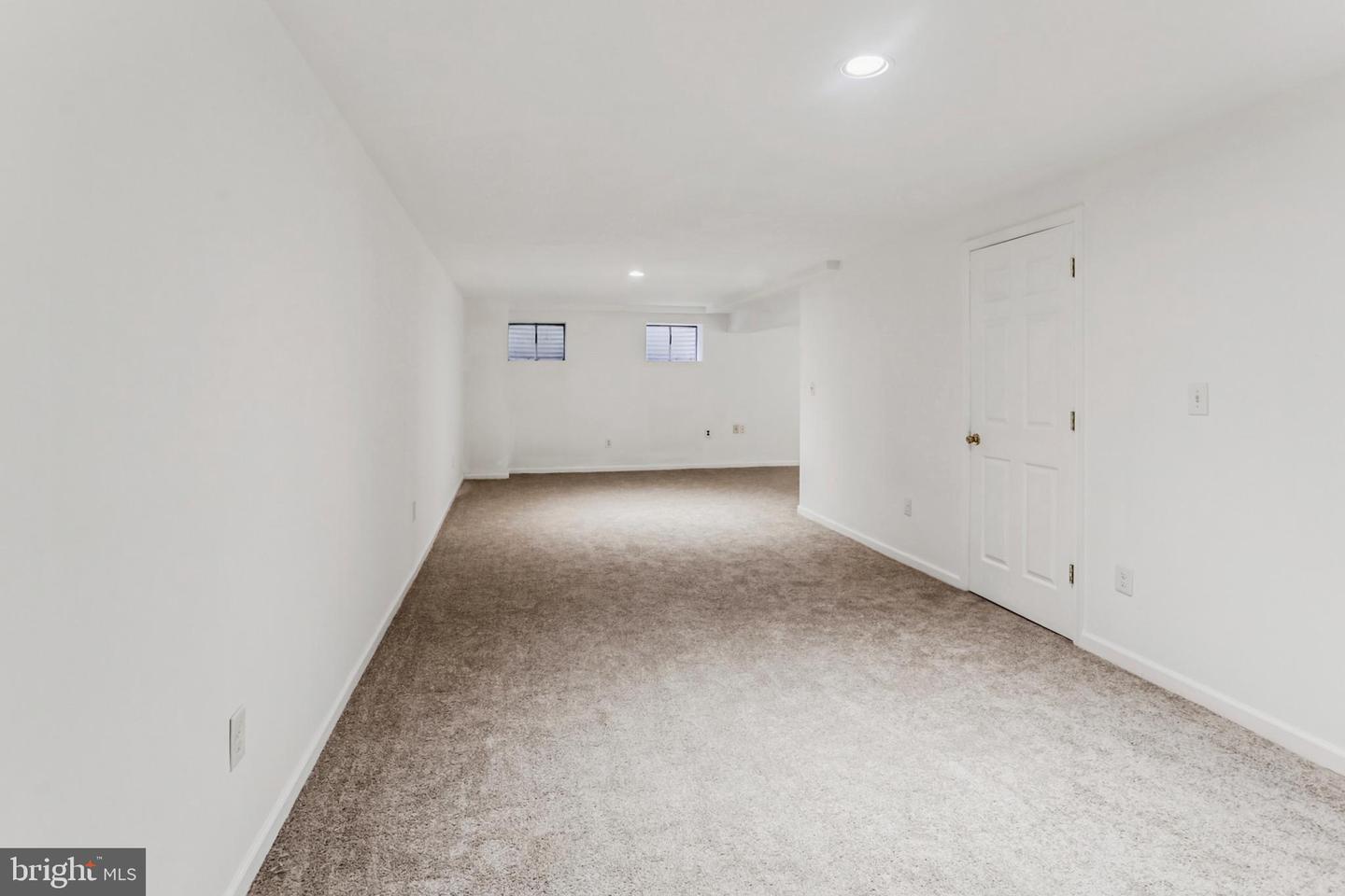 10233 Gainsborough Property Photo 41