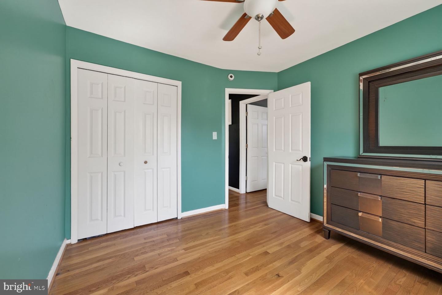 1104 Caddington Ave Property Photo 18