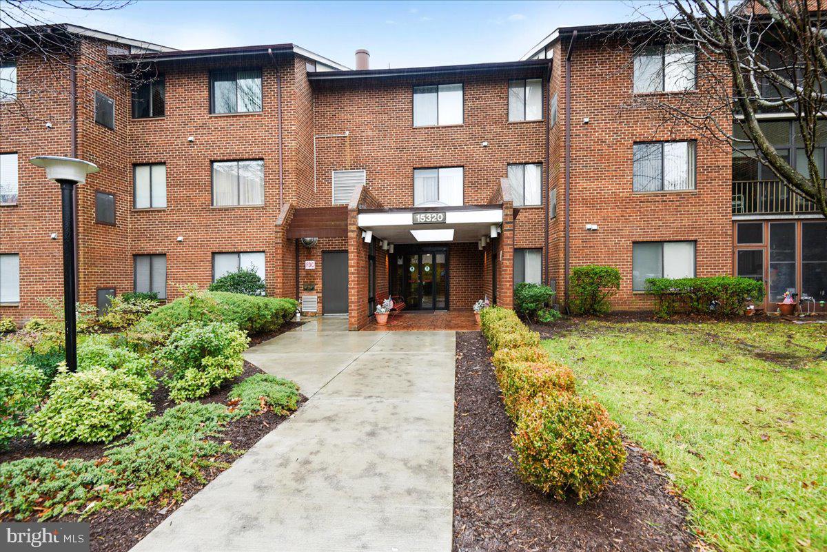 15320 Pine Orchard Dr #83-1f Property Photo 1