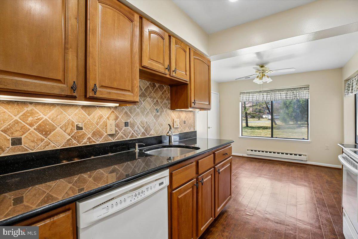 15320 Pine Orchard Dr #83-1f Property Photo 5