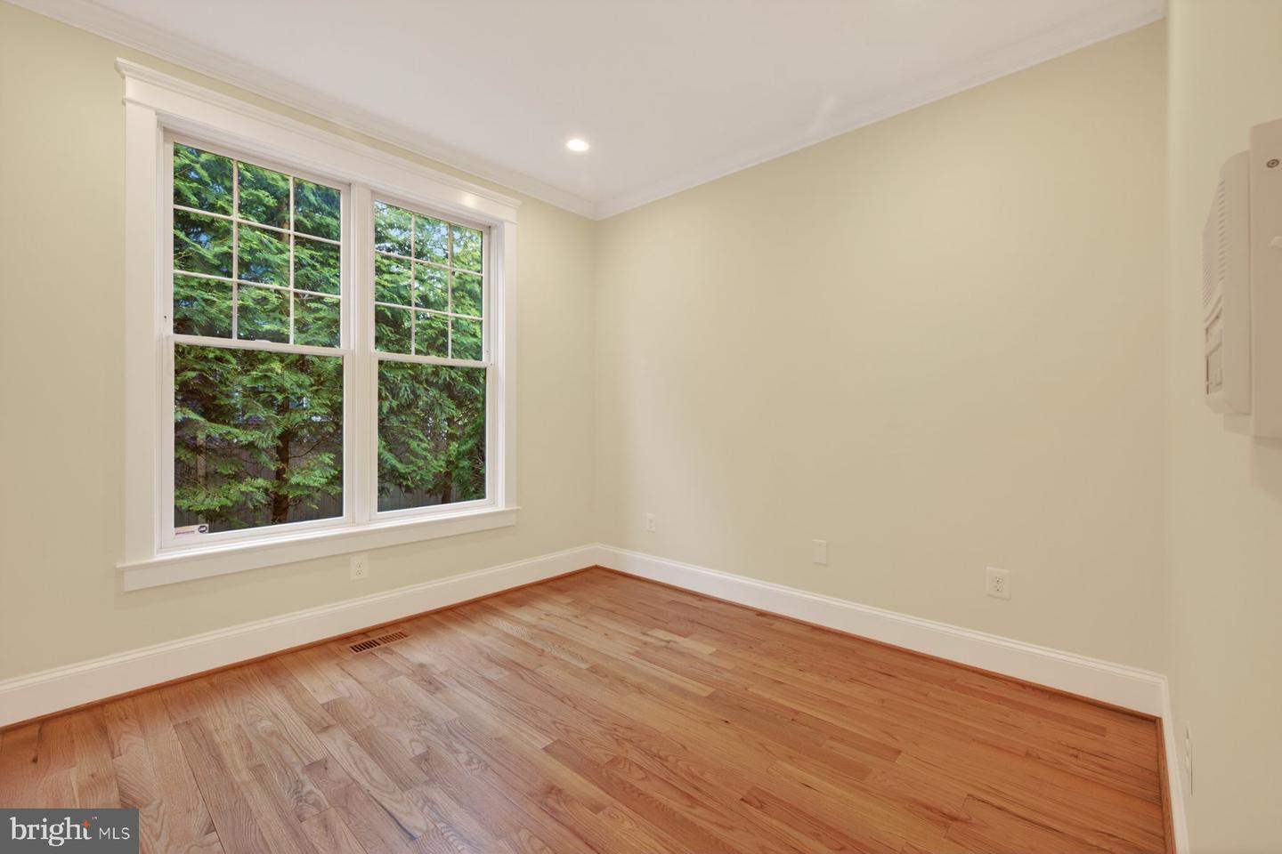 5011 Rugby Ave Property Photo 21