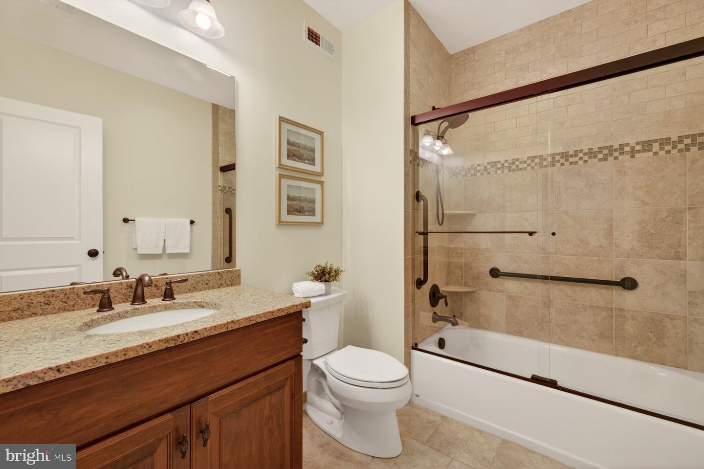 5011 Rugby Ave Property Photo 46