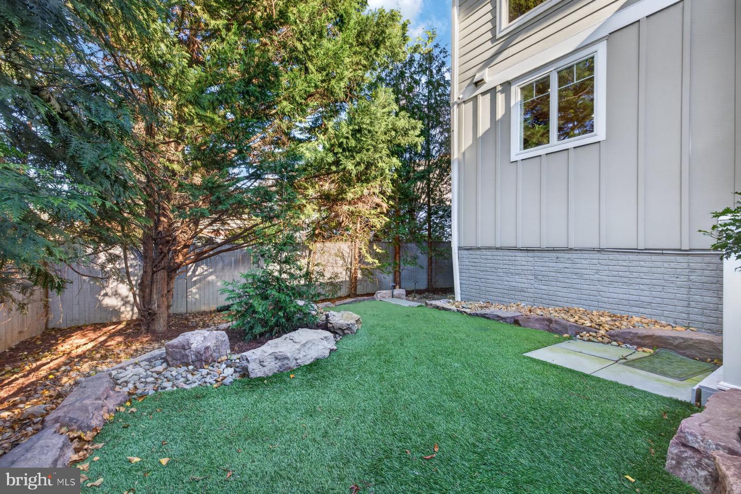 5011 Rugby Ave Property Photo 54