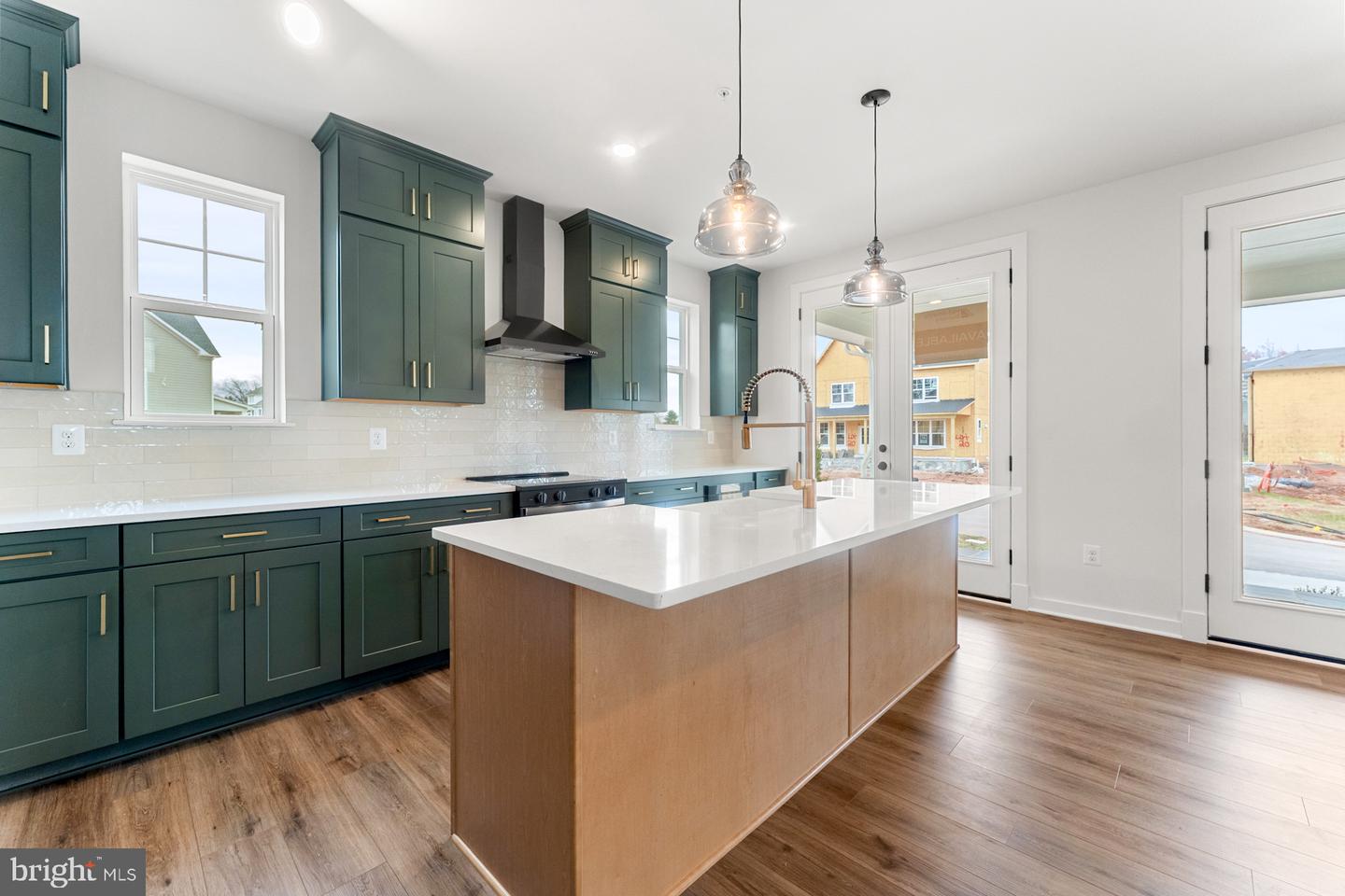 17100 Evans Way Property Photo 3