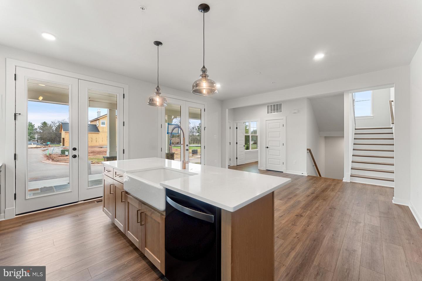 17100 Evans Way Property Photo 4