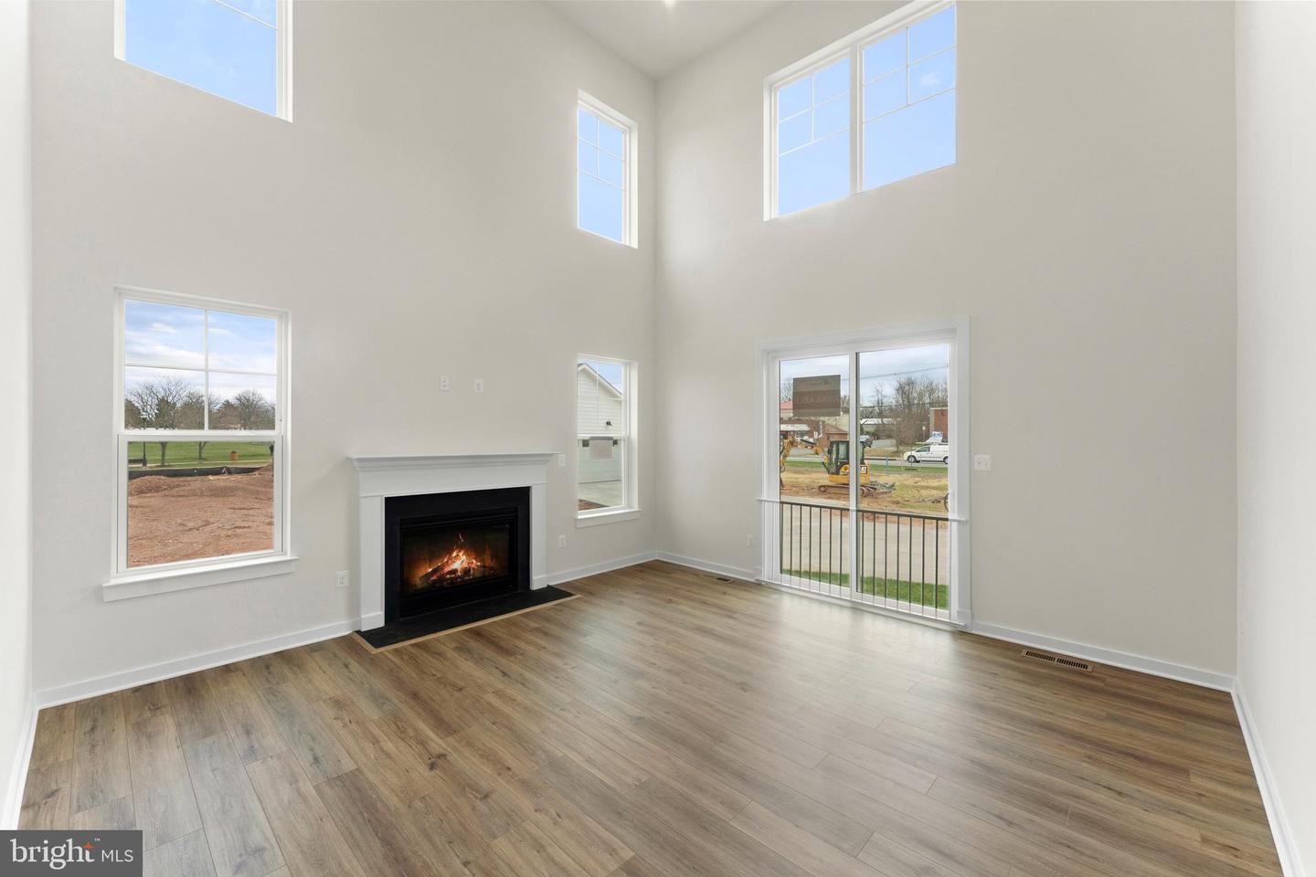 17100 Evans Way Property Photo 6