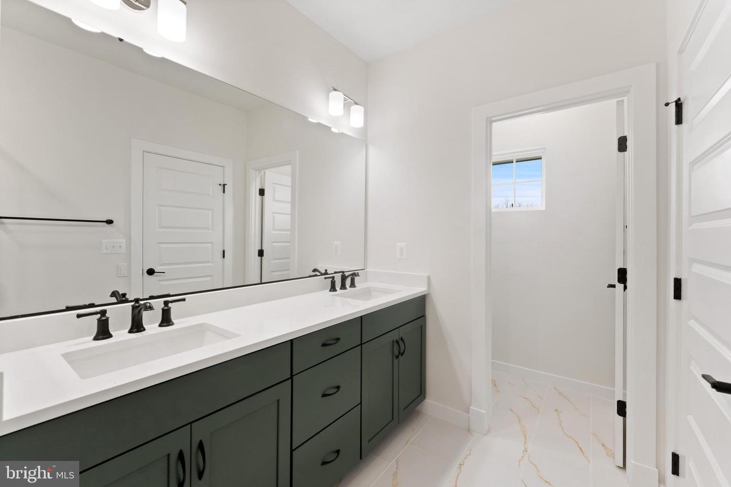 17100 Evans Way Property Photo 14
