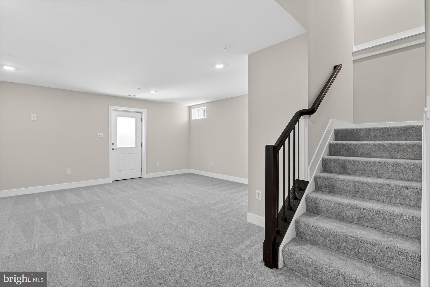 17051 Gathering St Property Photo 30