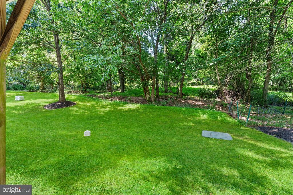 1627 Whitehall Dr Property Photo 36