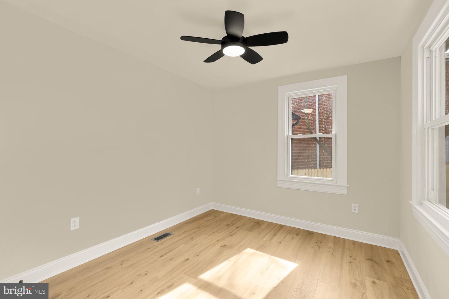 611 Ethan Allen Ave Property Photo 21