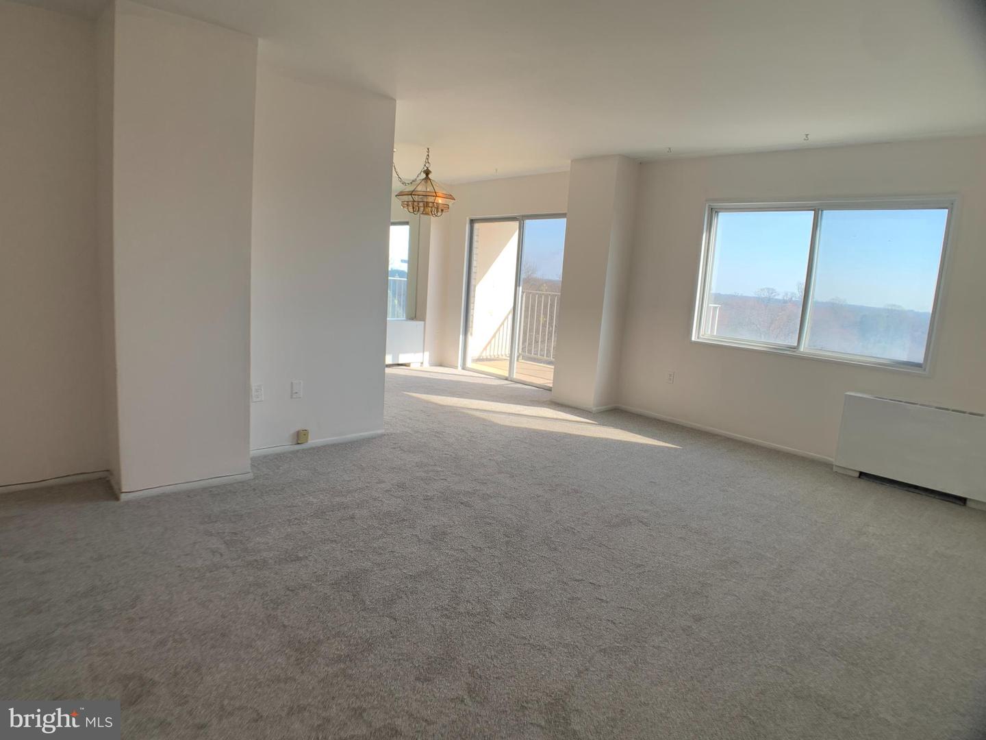 1111 University Blvd W #919-a Property Photo 9