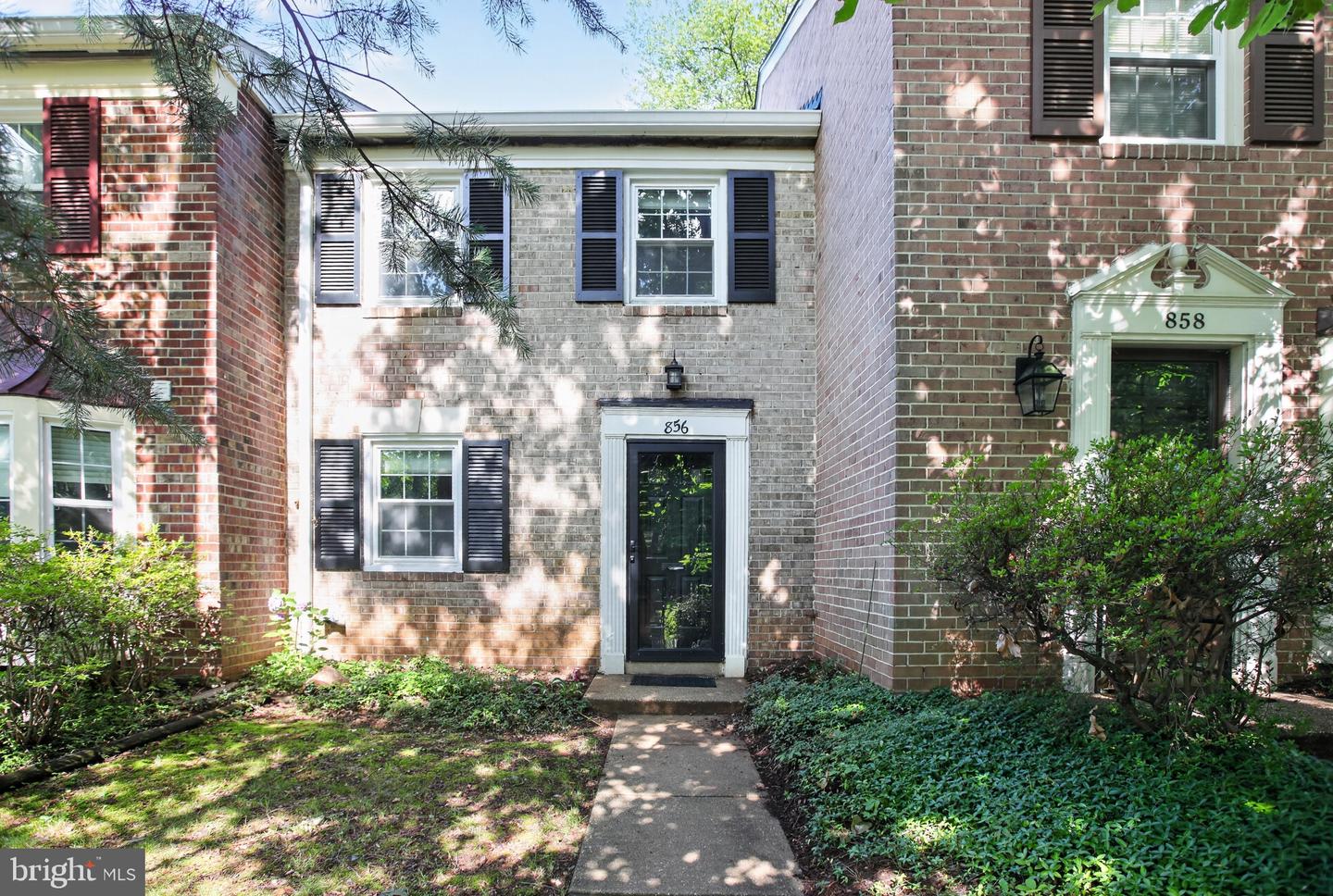 856 Azalea Dr #20-856 Property Photo 2
