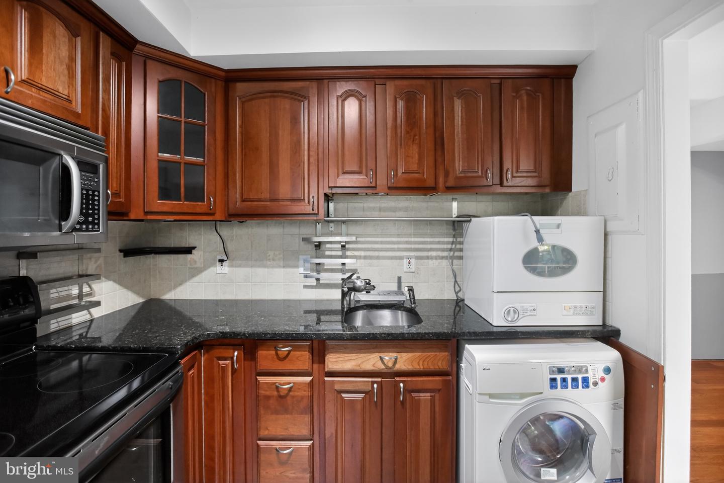 856 Azalea Dr #20-856 Property Photo 17
